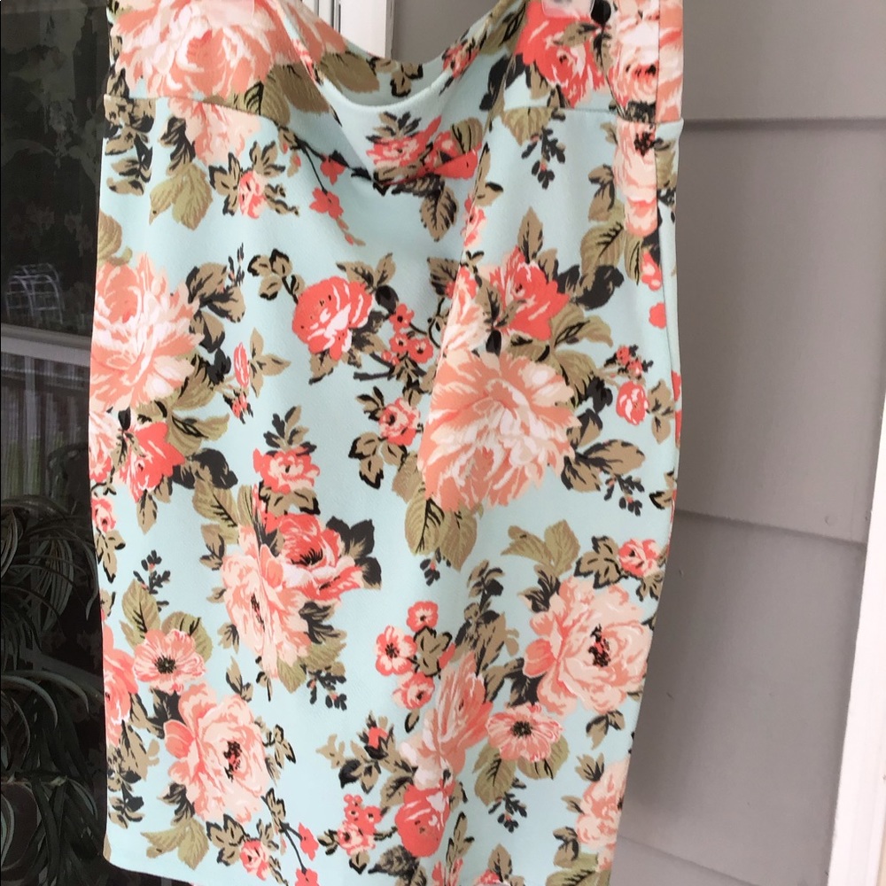 woman acacia aqua colored floral pencil straight skirt size 3x fits like XL EUC